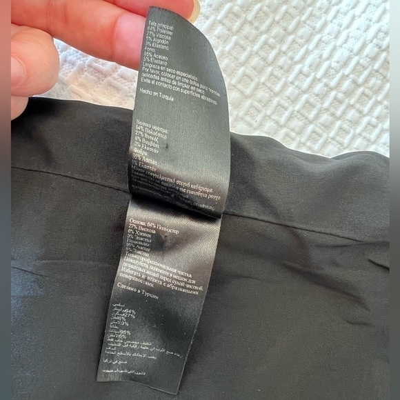 Karen Millen High Waist MIDI Pencil Skirt with Buckle Detail - Picture 13 of 16